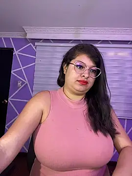 MiiaaJoness online show from 14, 5, 2026