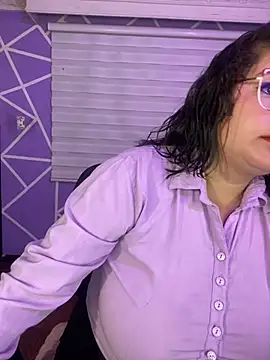 Snapshot of MiiaaJoness chatting on 24, 6, 2026 MiiaaJoness online show from 24, 6, 2026