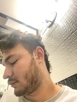 Snapshot of JacoLive chatting on 15, 10, 2025 JacoLive online show from 15, 10, 2025