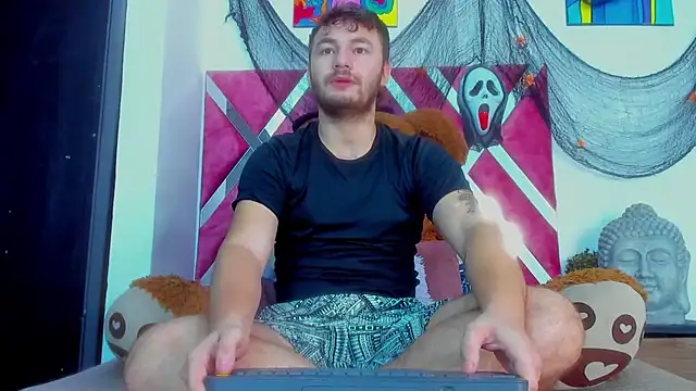 Snapshot of JacoLive chatting on 29, 10, 2025 JacoLive online show from 29, 10, 2025