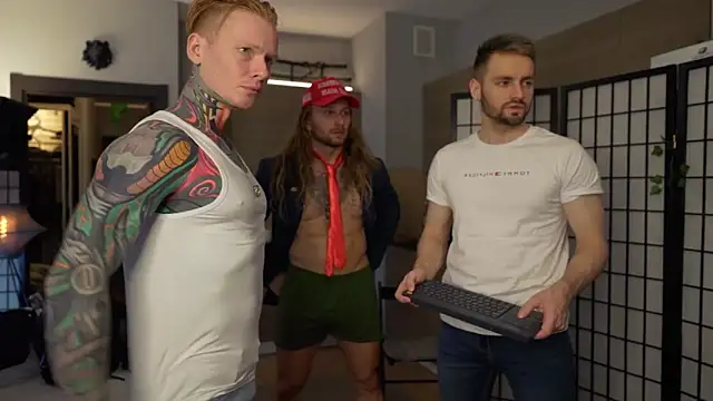 Snapshot of enjoy_me chatting on 3, 11, 2025 enjoy me online show from 3, 11, 2025