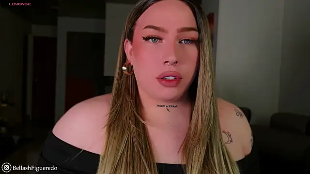 Snapshot of IsabellaFigueredo__ chatting on 15, 4, 2026 IsabellaFigueredo online show from 15, 4, 2026