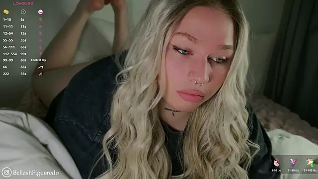 Snapshot of IsabellaFigueredo__ chatting on 23, 5, 2026 IsabellaFigueredo online show from 23, 5, 2026