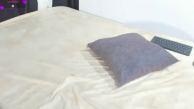 Yummy squirter online show from 23, 3, 2025