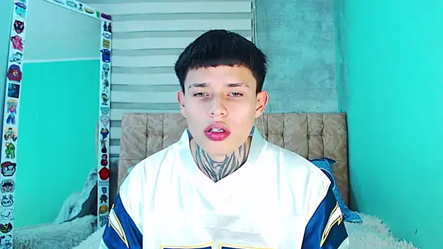  justinmoon2 online show from 24, 11, 2025