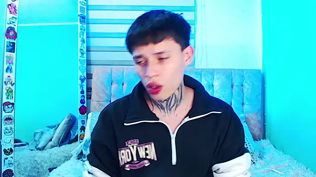 justinmoon2 online show from 18, 6, 2026