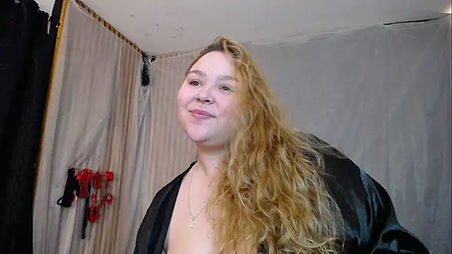 Snapshot of julia_sweet_1 chatting on 31, 1, 2025 julia sweet 1 online show from 31, 1, 2025