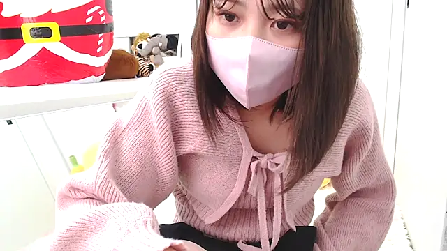 Snapshot of SUZU_ chatting on 12, 12, 2024 SUZU  online show from 12, 12, 2024