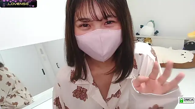 Snapshot of SUZU_ chatting on 18, 1, 2025 SUZU  online show from 18, 1, 2025