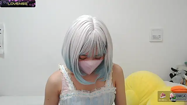 Snapshot of SUZU_ chatting on 27, 1, 2025 SUZU  online show from 27, 1, 2025