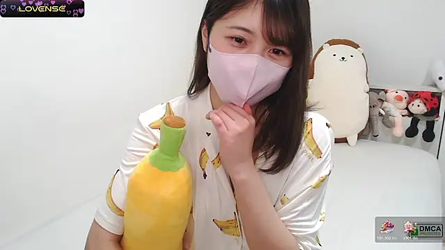 Snapshot of SUZU_ chatting on 3, 2, 2025 SUZU  online show from 3, 2, 2025