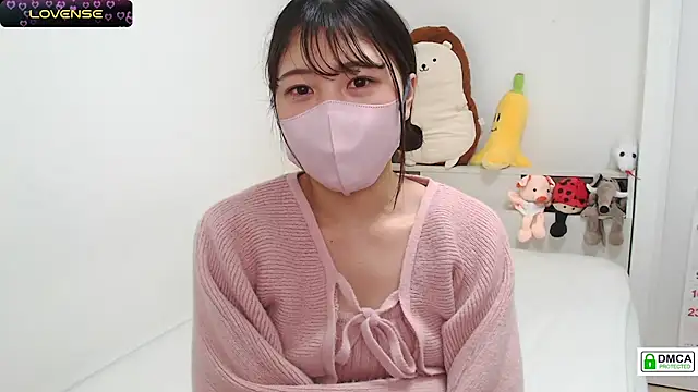 Snapshot of SUZU_ chatting on 19, 2, 2025 SUZU  online show from 19, 2, 2025
