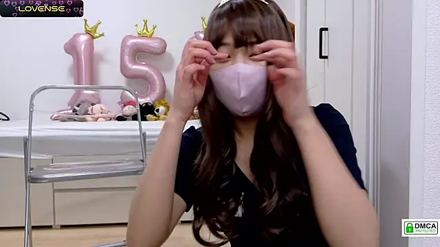 Snapshot of SUZU_ chatting on 23, 2, 2025 SUZU  online show from 23, 2, 2025