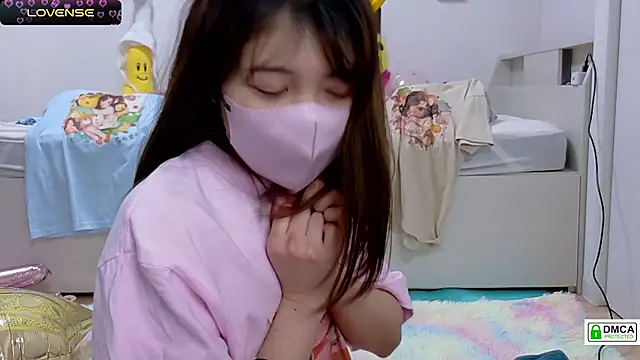 Snapshot of SUZU_ chatting on 3, 3, 2025 SUZU  online show from 3, 3, 2025