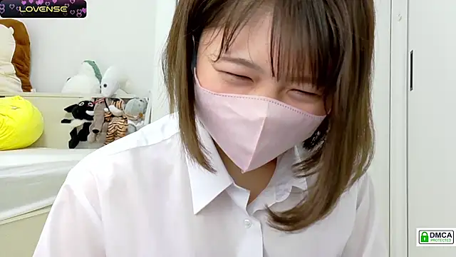 Snapshot of SUZU_ chatting on 17, 3, 2025 SUZU  online show from 17, 3, 2025