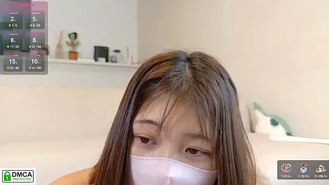 Snapshot of SUZU_ chatting on 26, 9, 2025 SUZU  online show from 26, 9, 2025