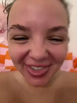 Snapshot of CelesteBailey chatting on 8, 3, 2026 CelesteBailey online show from 8, 3, 2026