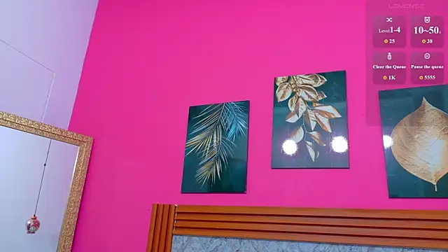 littlee emilyy  online show from 2, 5, 2026