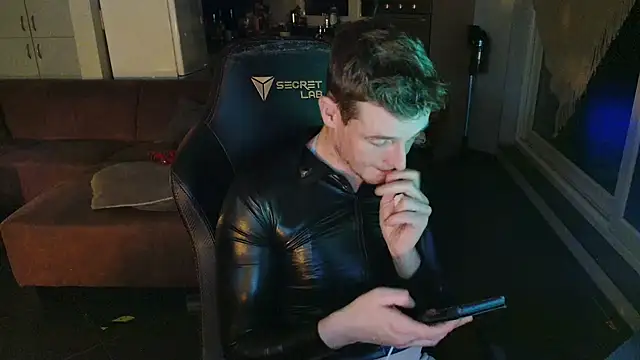 Str8boyy online show from 16, 12, 2024