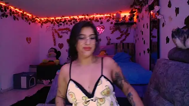 azahar  ziiz online show from 5, 3, 2025