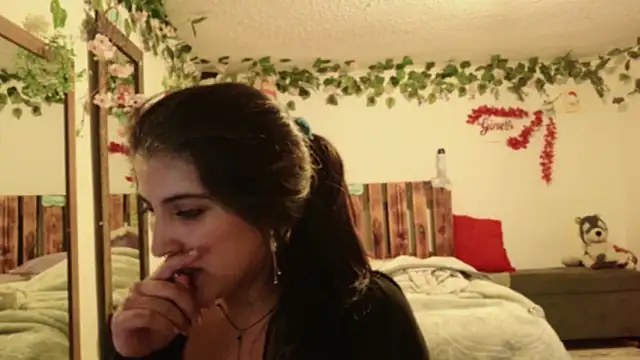 azahar  ziiz online show from 24, 11, 2025