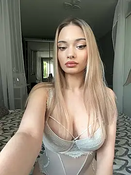Snapshot of Sexy_Kot chatting on 23, 7, 2026 Sexy Kot online show from 23, 7, 2026