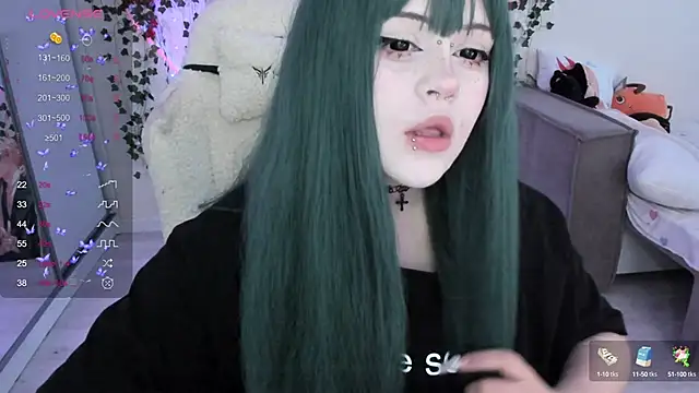 Snapshot of SelenaCute chatting on 24, 9, 2025 SelenaCute online show from 24, 9, 2025