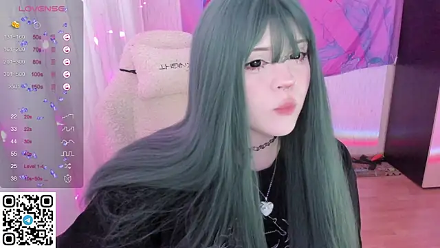 SelenaCute online show from 13, 5, 2026