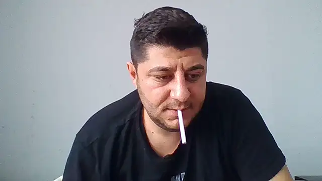 erkekkkadam online show from 2, 4, 2026