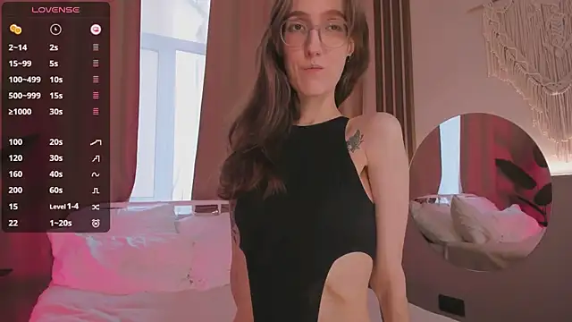 Lola Missy online show from 13, 9, 2025