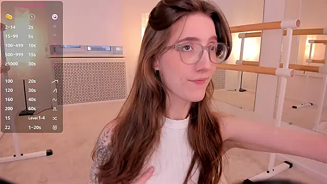 Lola Missy online show from 11, 10, 2025