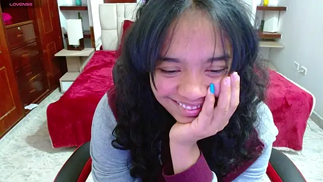 laureentt  online show from 29, 1, 2025