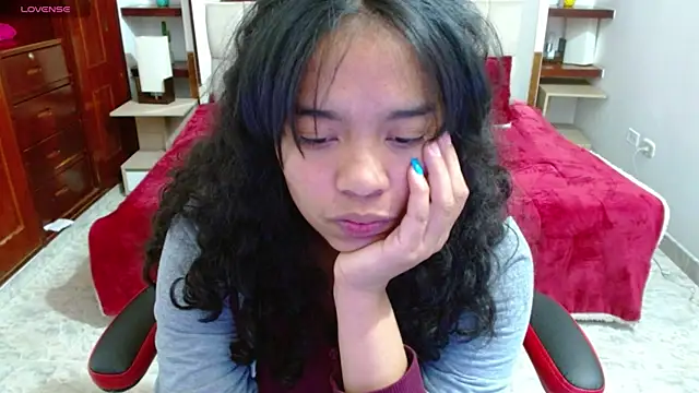 laureentt  online show from 29, 1, 2025