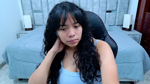 laureentt  online show from 16, 2, 2026