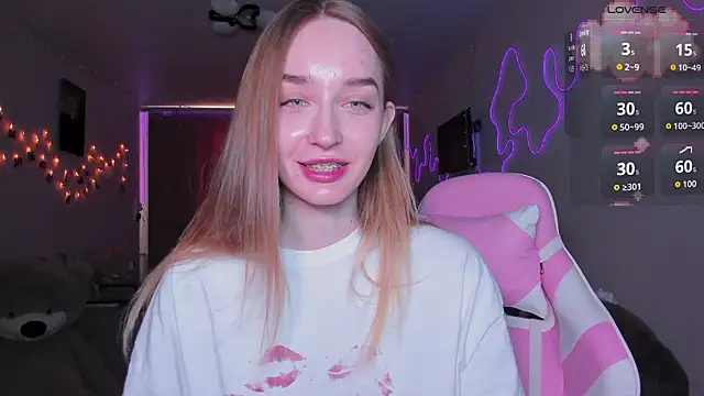 MoonDust online show from 23, 3, 2026