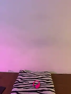 Snapshot of Felicia_smok3 chatting on 31, 10, 2025 Felicia smok3 online show from 31, 10, 2025