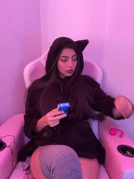 Felicia smok3 online show from 14, 6, 2026