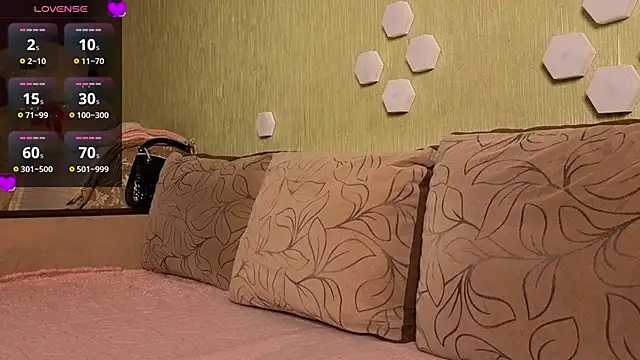 Snapshot of Miss_Flexi_fit chatting on 7, 5, 2026 Miss Flexi fit online show from 7, 5, 2026