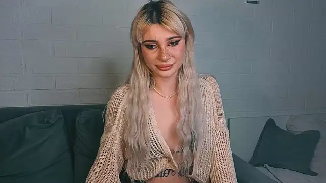 Snapshot of Ashley-Urban chatting on 2, 4, 2026 Ashley-Urban online show from 2, 4, 2026