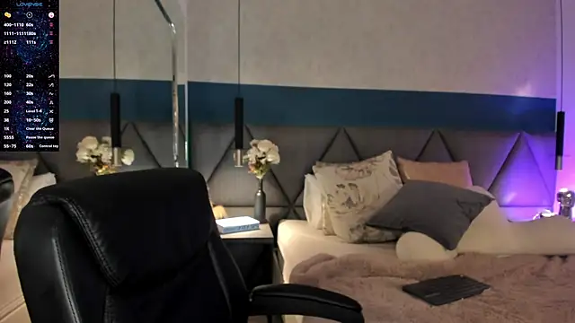 Snapshot of IsabellaAllen chatting on 1, 2, 2025 IsabellaAllen online show from 1, 2, 2025