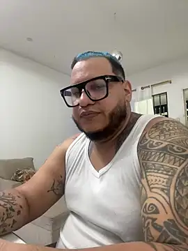 Latino bigcock online show from 19, 12, 2024