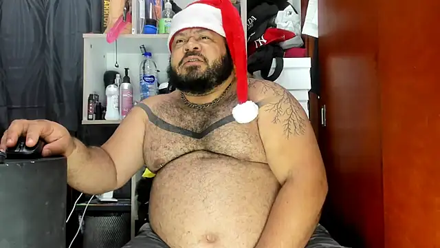 Latino bigcock online show from 30, 12, 2024