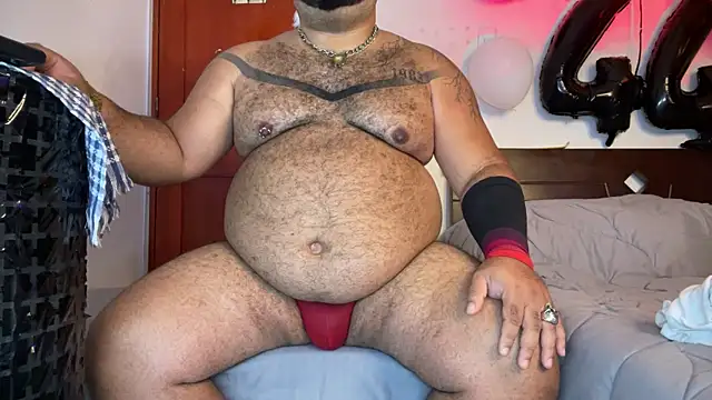 Latino bigcock online show from 17, 12, 2025