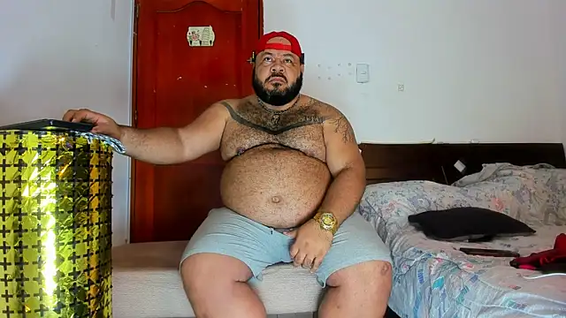 Latino bigcock online show from 22, 2, 2026