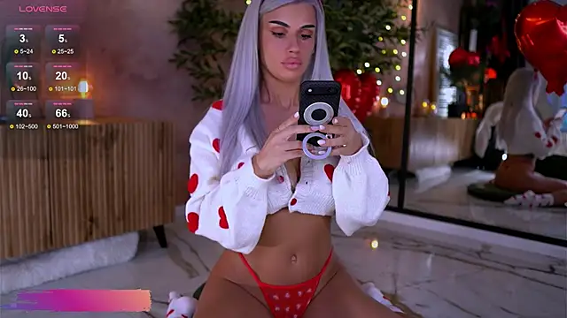 Serene Sophiex online show from 13, 2, 2026