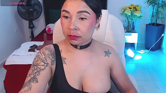 GreatBIG BOOBS Nina online show from 3, 1, 2025
