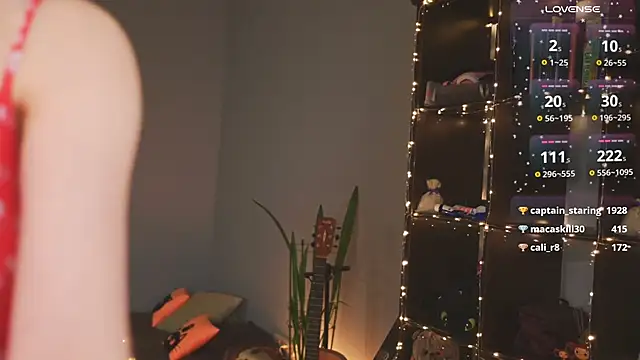 Snapshot of bananya_kitty chatting on 13, 12, 2024 bananya kitty online show from 13, 12, 2024