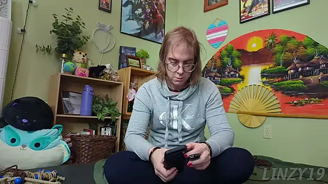 Linzy 19 online show from 22, 2, 2025