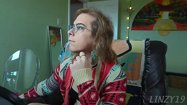 Linzy 19 online show from 27, 9, 2025