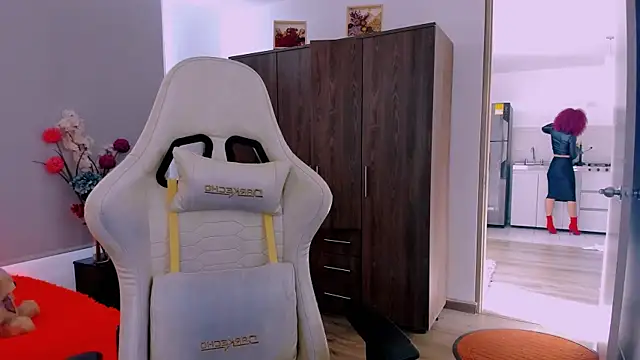 ScarlettMalbec online show from 18, 2, 2026